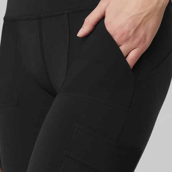 Alo Black High-Waist Cargo Legging XS - Picture 2 of 3